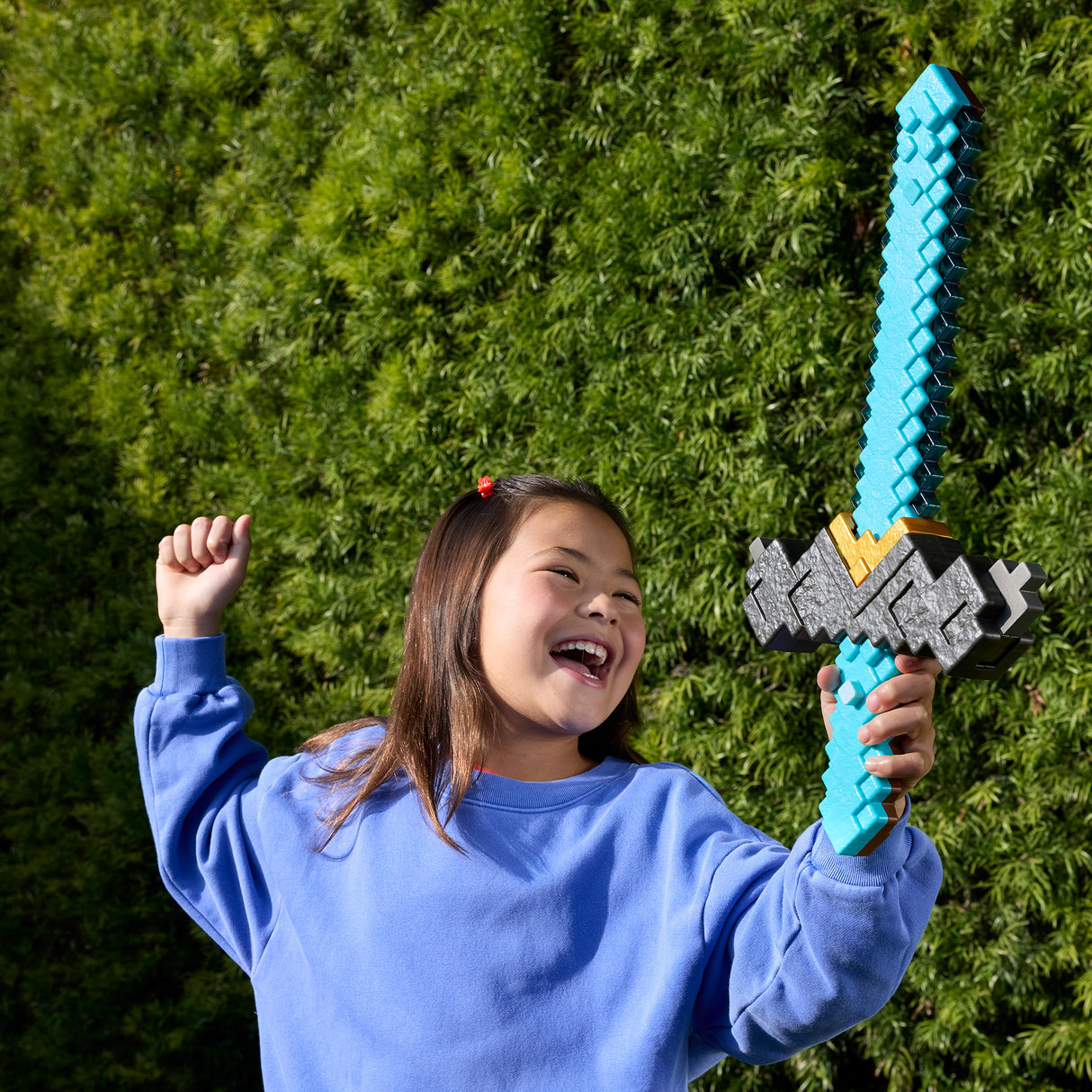 マインクラフト ザ・ムービー 秒で武器が変形!剣とツルハシ