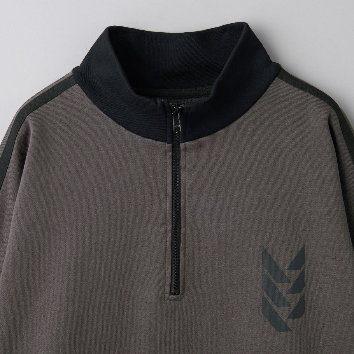 VALORANT ハーフジップスウェット (VLRNT×UA)ヴァイパー