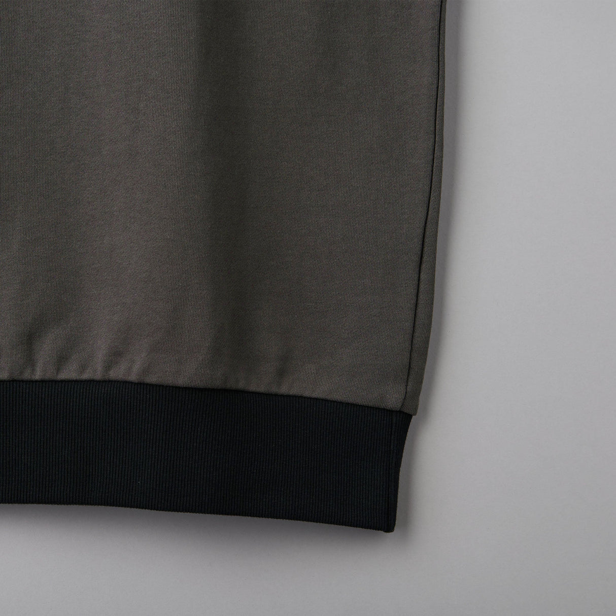 VALORANT ハーフジップスウェット (VLRNT×UA)ヴァイパー