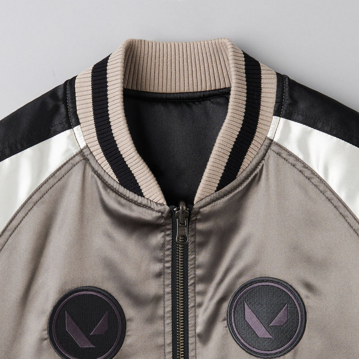 VALORANT ONI リバーシブルスカジャン (VLRNT×UA)