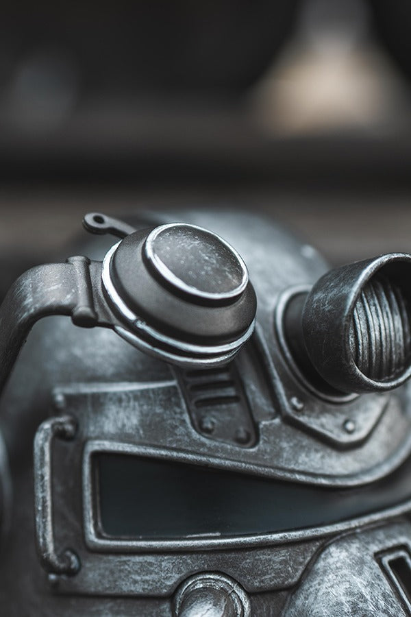 Fallout T-51 Power Armor Helmet ミニデスクトップスタチュー