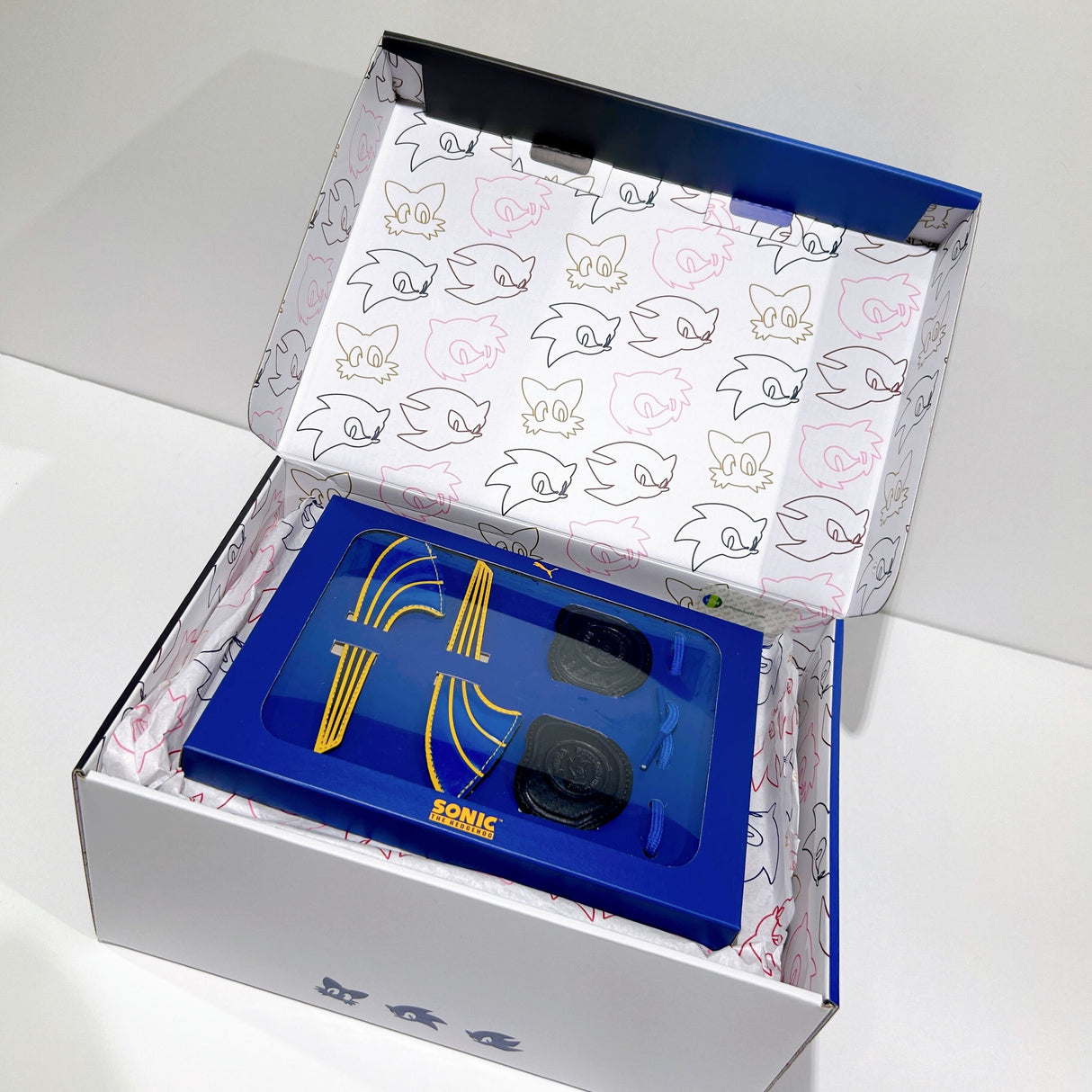 PUMA × SONIC インへイル スニーカー ソニック