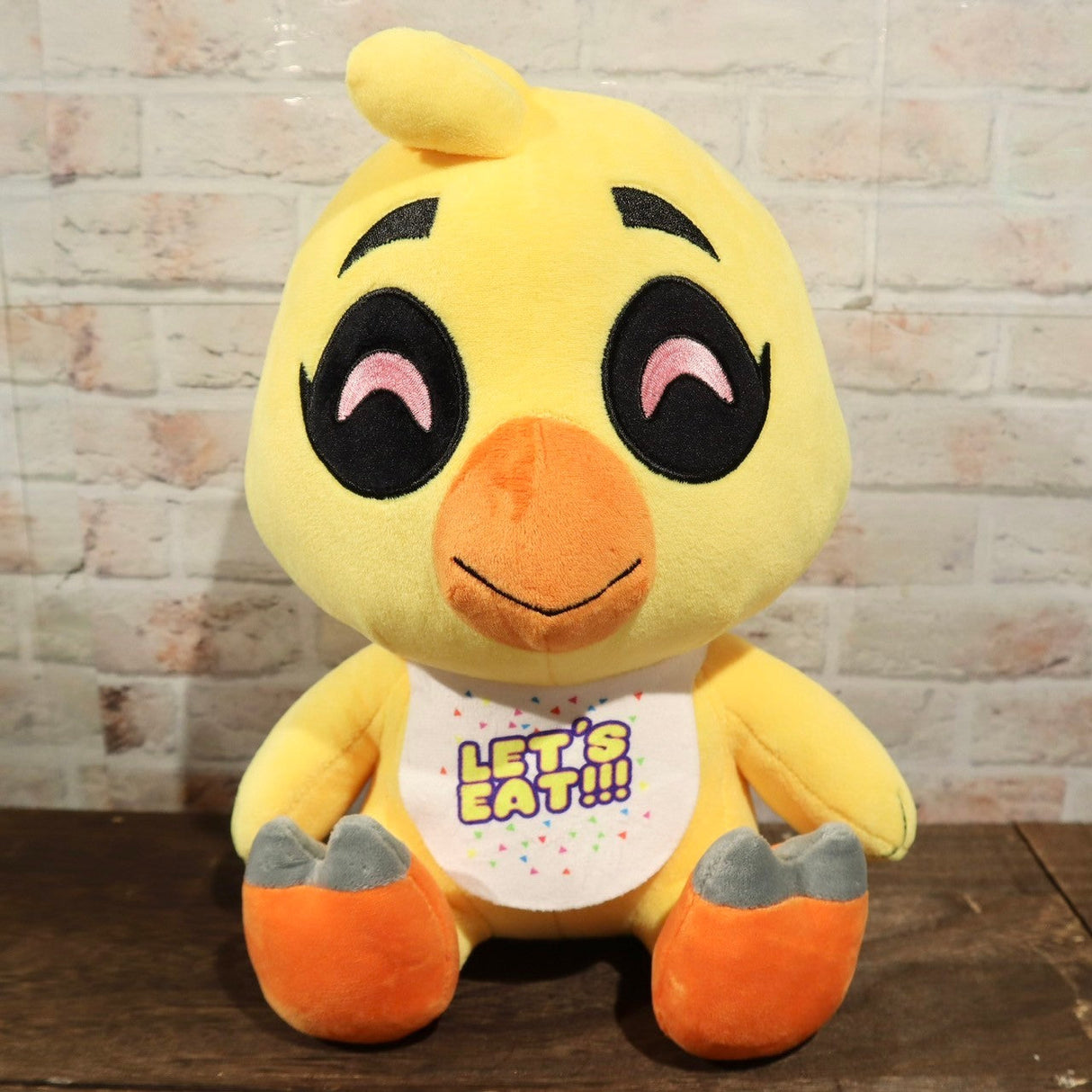 Youtooz Five Nights at Freddy's お座りぬいぐるみ(チカ)