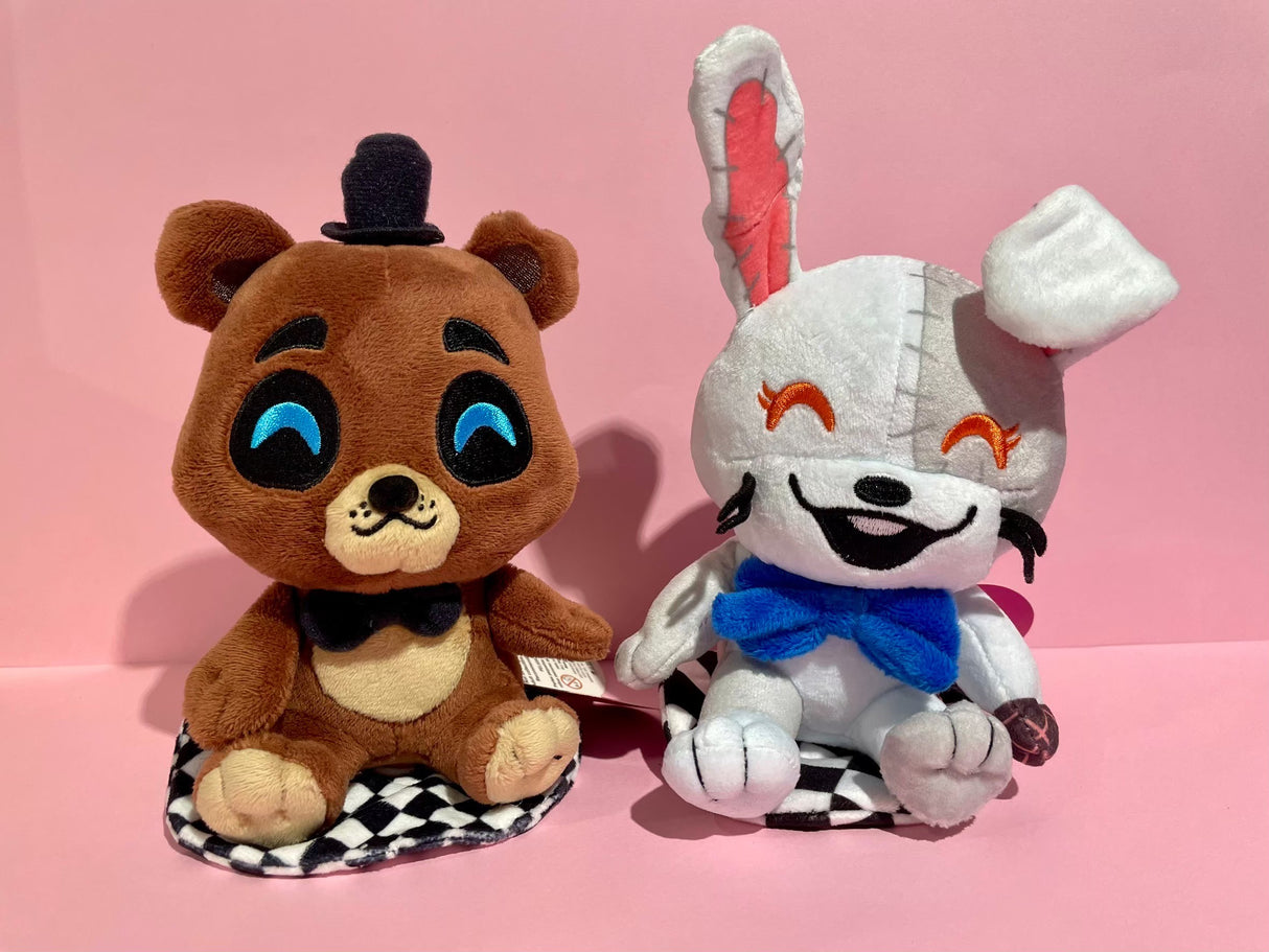 Youtooz Five Nights at Freddy's 肩乗せぬいぐるみ(バニー)