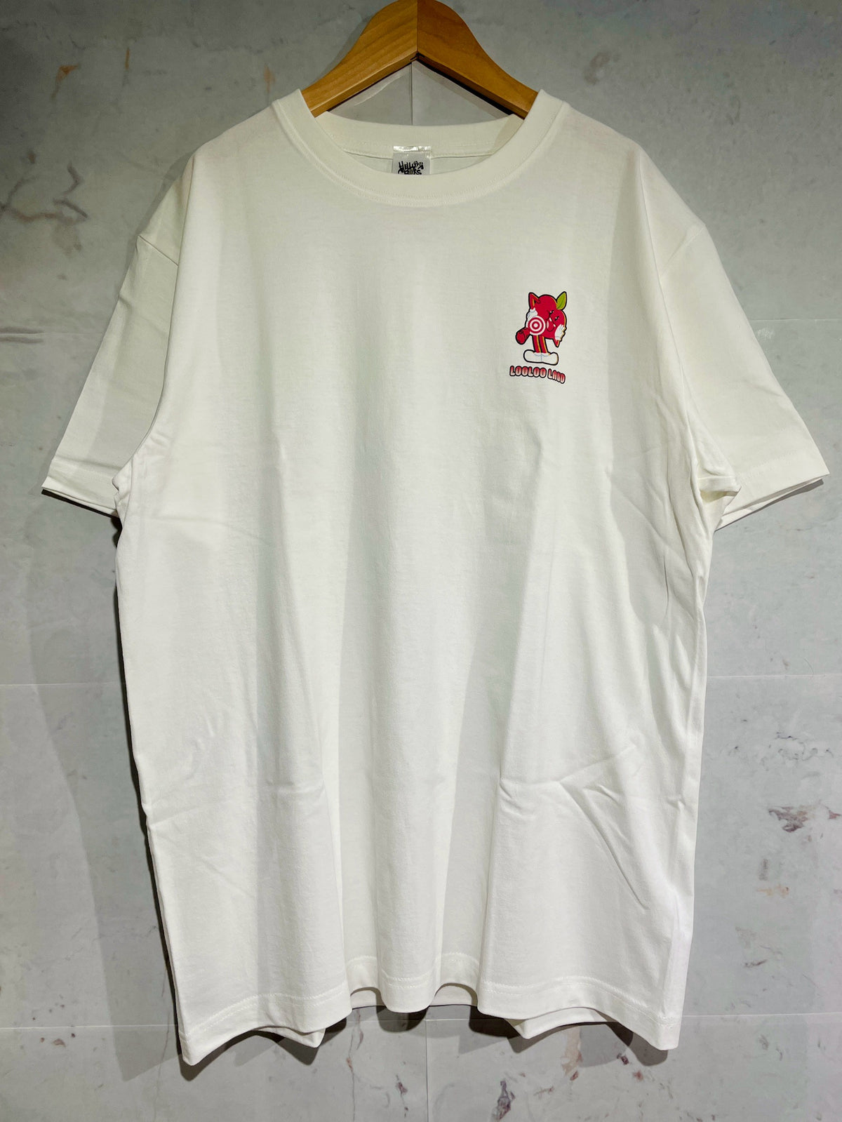 HELLUVA BOSS Tシャツ(サーカスにて/ルールーランド)