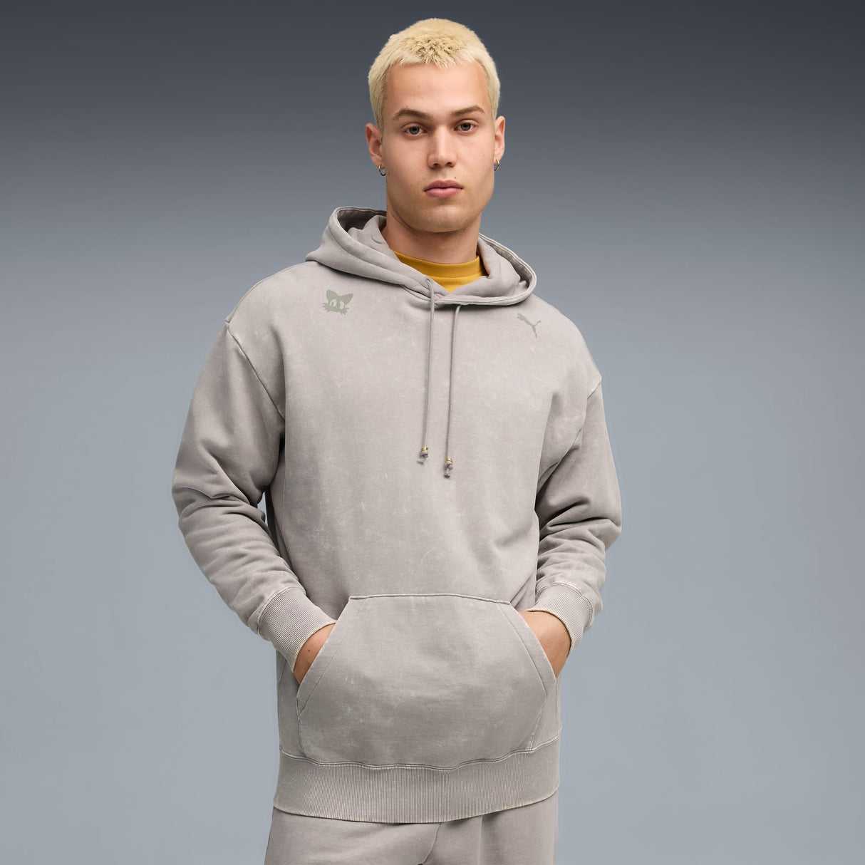 PUMA X SONIC リラックス グラフィック フーディ SMOKEY GRAY