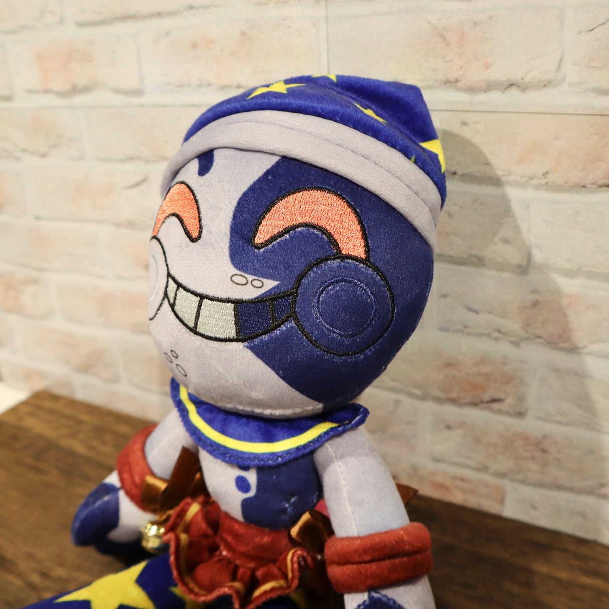 Youtooz Five Nights at Freddy's ぬいぐるみ(ムーン)