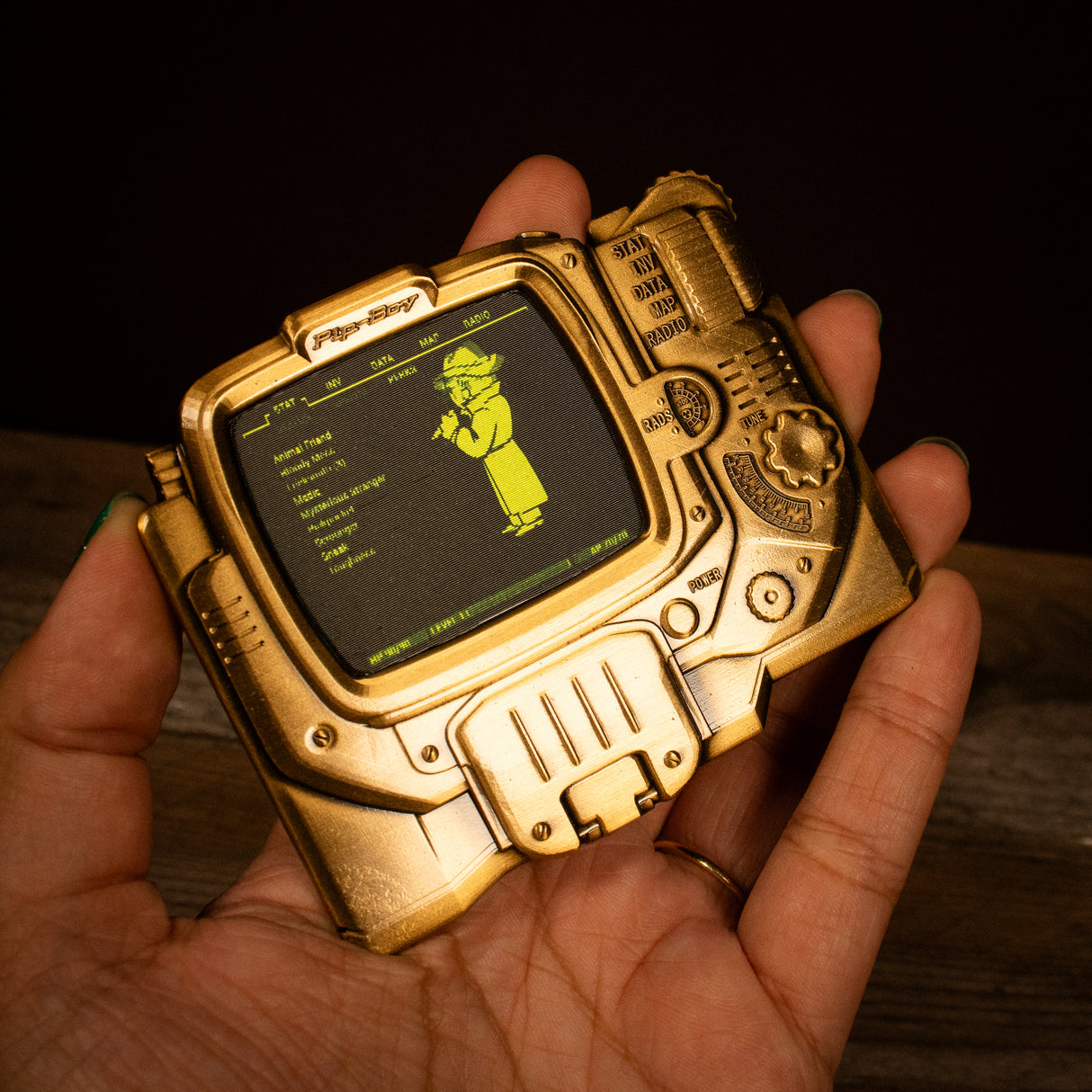 【予約商品】Fallout Pip-Boy レンチキュラー インゴット ミステリアス・ストレンジャー（シリアルナンバー入り）