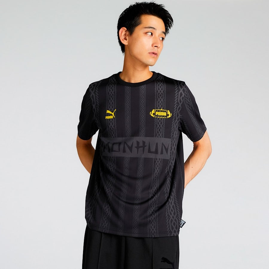 ユニセックス PUMA x モンスターハンター フットボール 半袖 Tシャツ