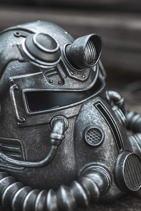Fallout T-51 Power Armor Helmet ミニデスクトップスタチュー