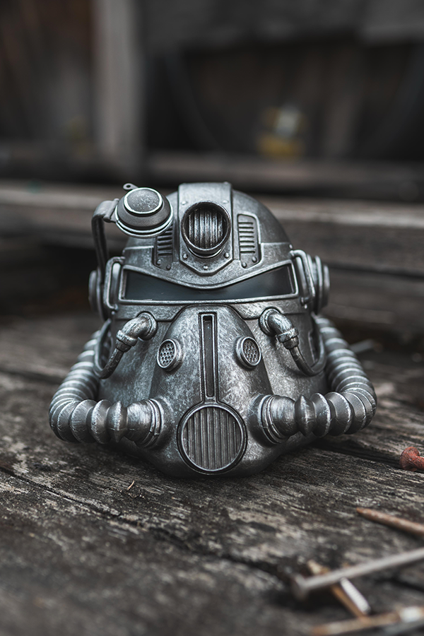 Fallout T-51 Power Armor Helmet ミニデスクトップスタチュー Fallout T-51 Power Armor Helmet ミニデスクトップスタチュー
