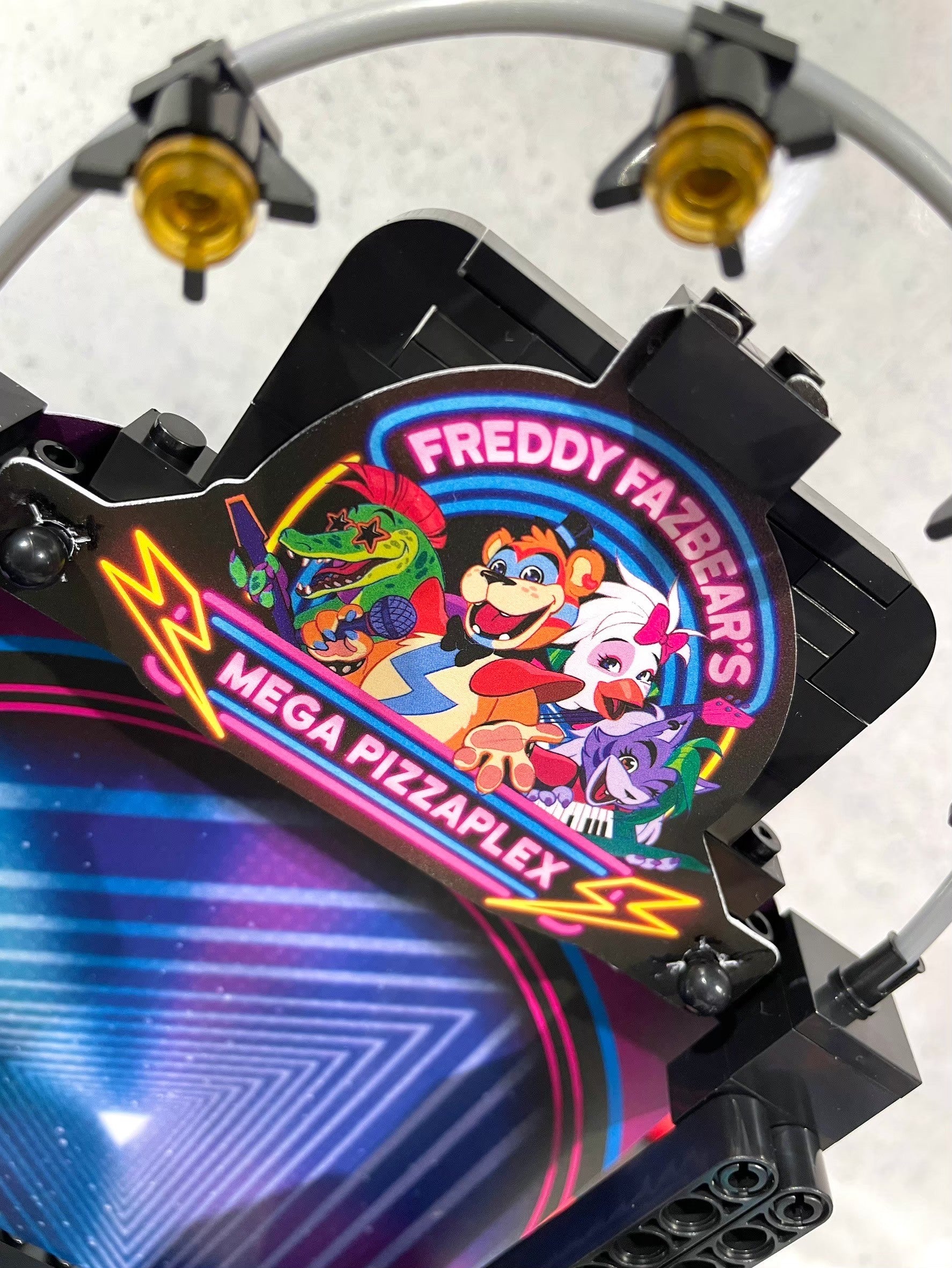 Five Nights at Freddy's ジオラマフィギュアセット – インフォレンズ