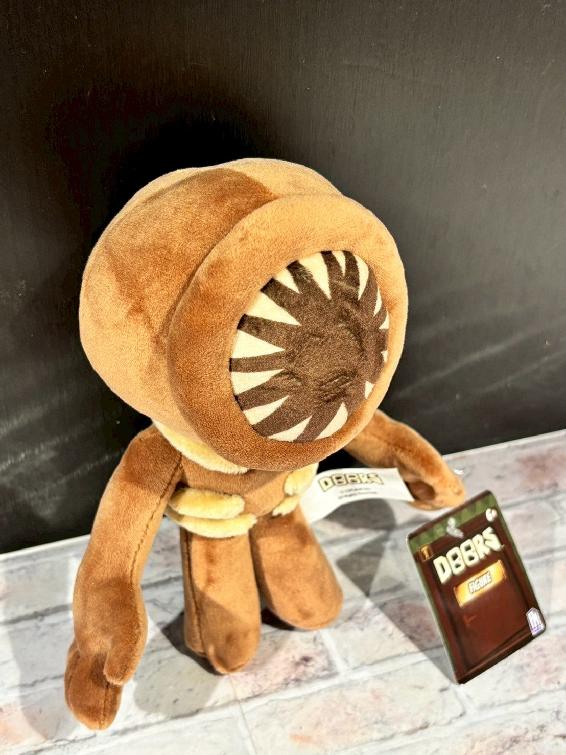 DOORS ぬいぐるみ（The Figure） – インフォレンズ・ギークショップ