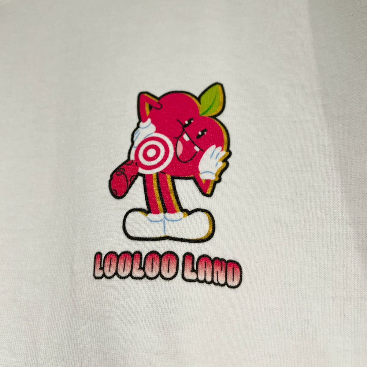 HELLUVA BOSS Tシャツ（サーカスにて/ルールーランド）