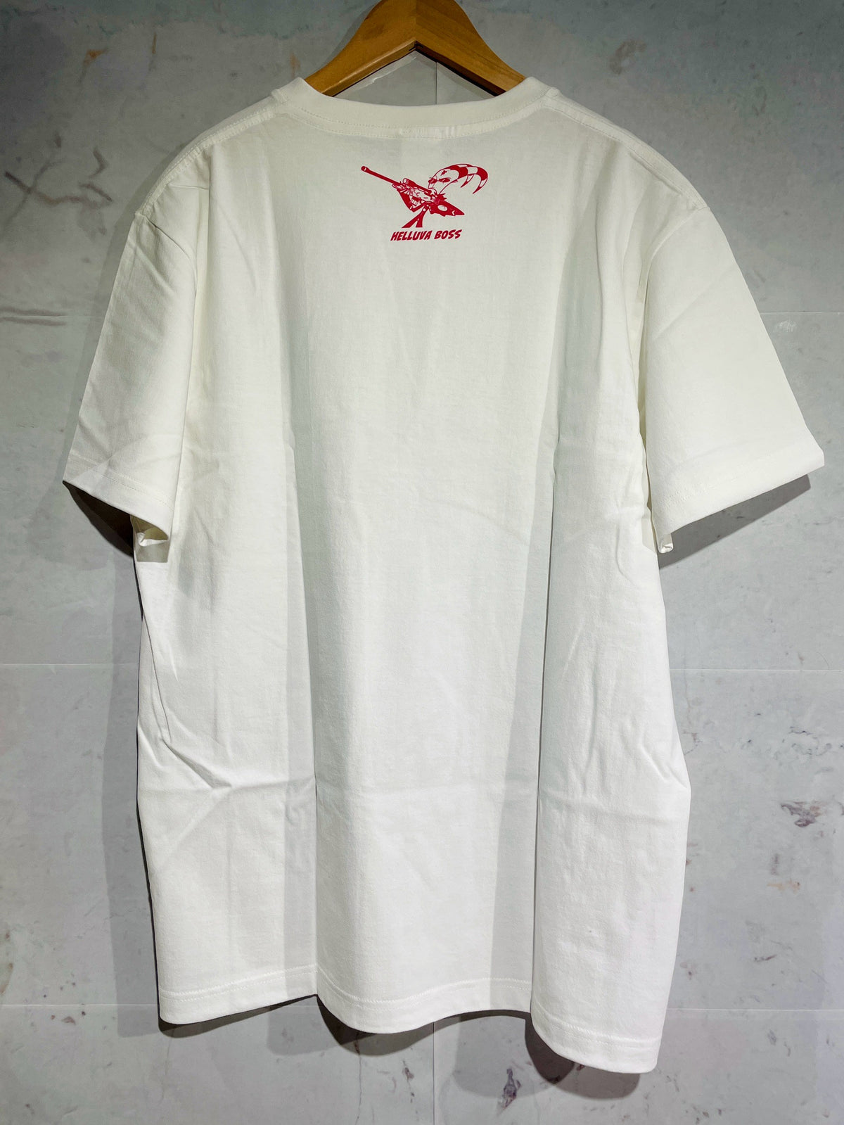 HELLUVA BOSS Tシャツ（サーカスにて/ルールーランド）