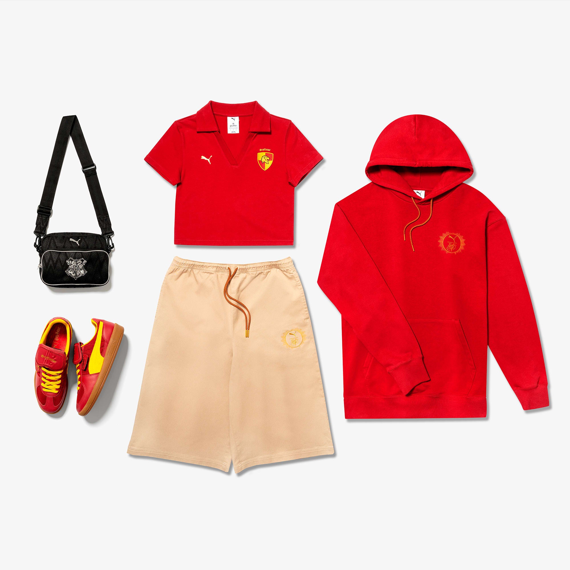 新品タグ付きPuma ✖︎Harryポッターグリフィンドール ポロシャツ 赤 ウィメンズ PUMA x ハリーポッター 半袖 ポロシャツ Dark Crimson